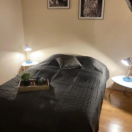 Les D'albatre, Le 44