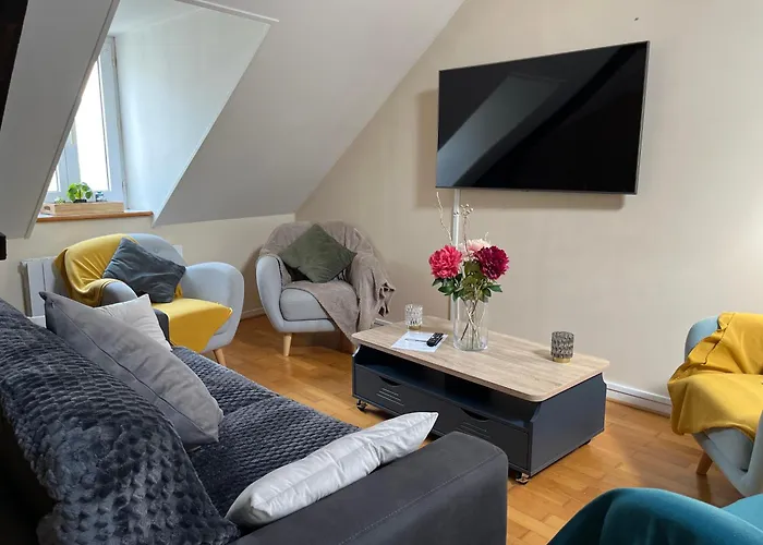 Les D'albatre, Le 44 公寓